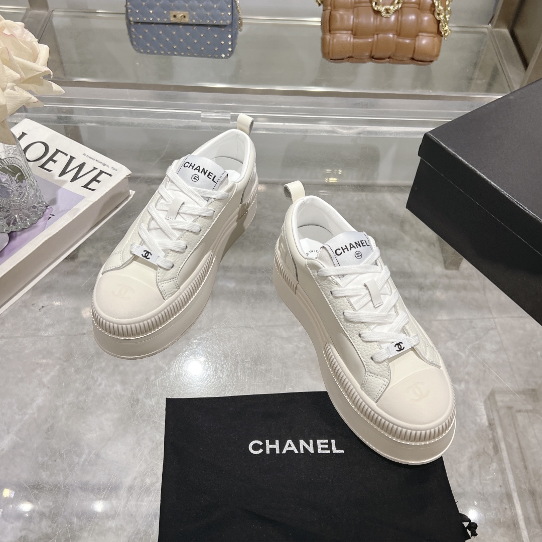 Women's high heels